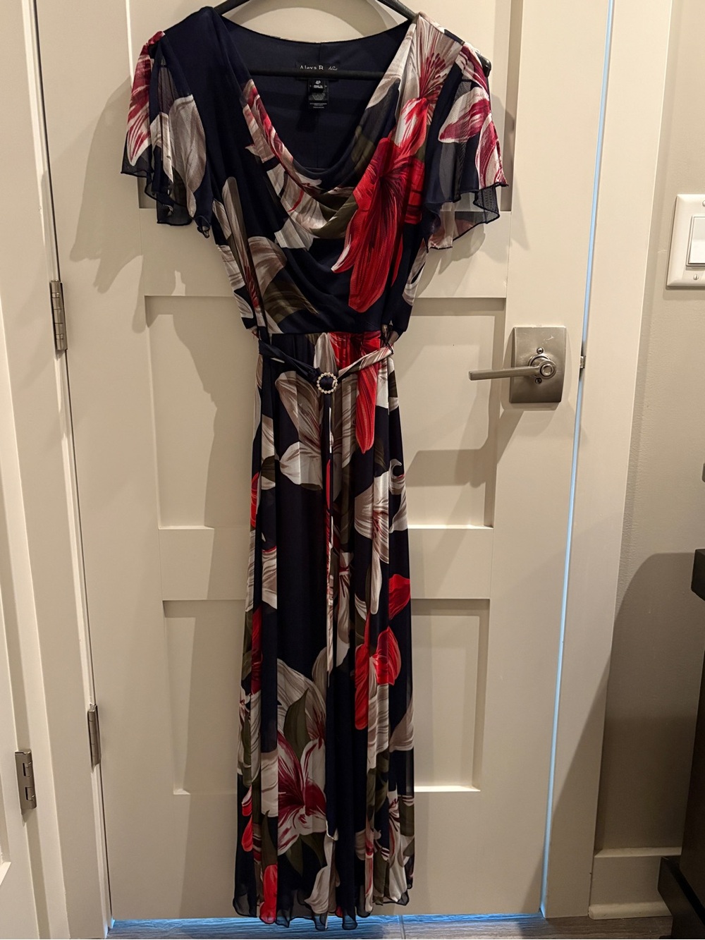 Floral dress in petite